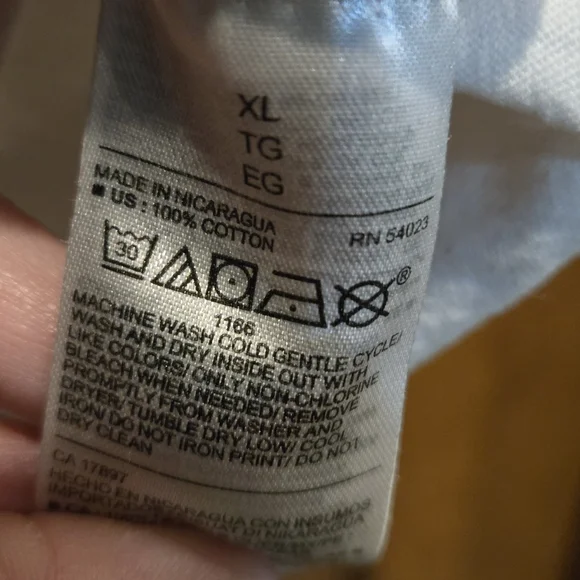 Old Navy, Women's size XL, Tee, Short Sleeve, Love All, Perfect Shape - Picture 6 of 7